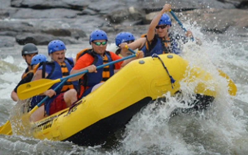 Rafting pacuare river