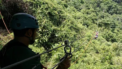Best Places for Zip Lines in Costa Rica