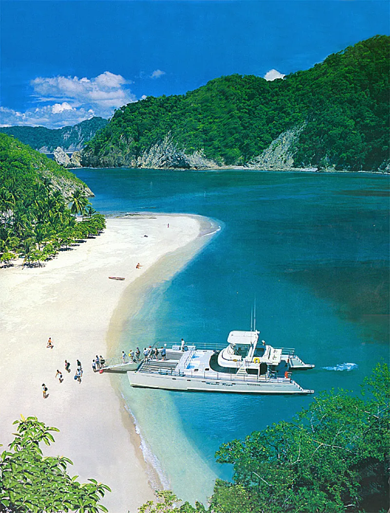 Costa Rica Tortuga Island Adventure Tours 1